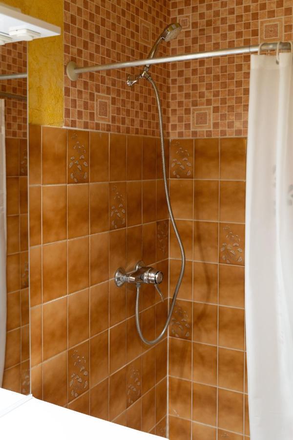 Studio Place Foch Rodez Ngoại thất bức ảnh